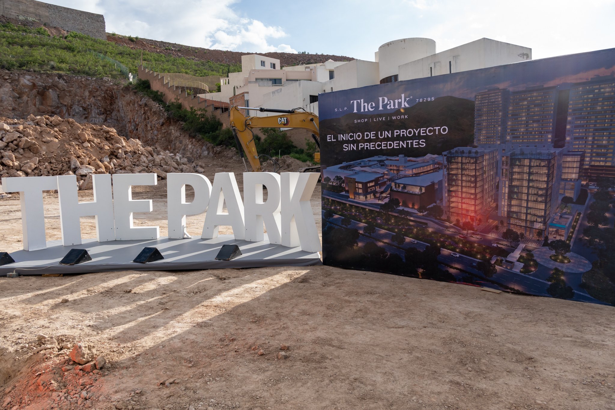 primera-piedra-the-park-livewell-evento-1