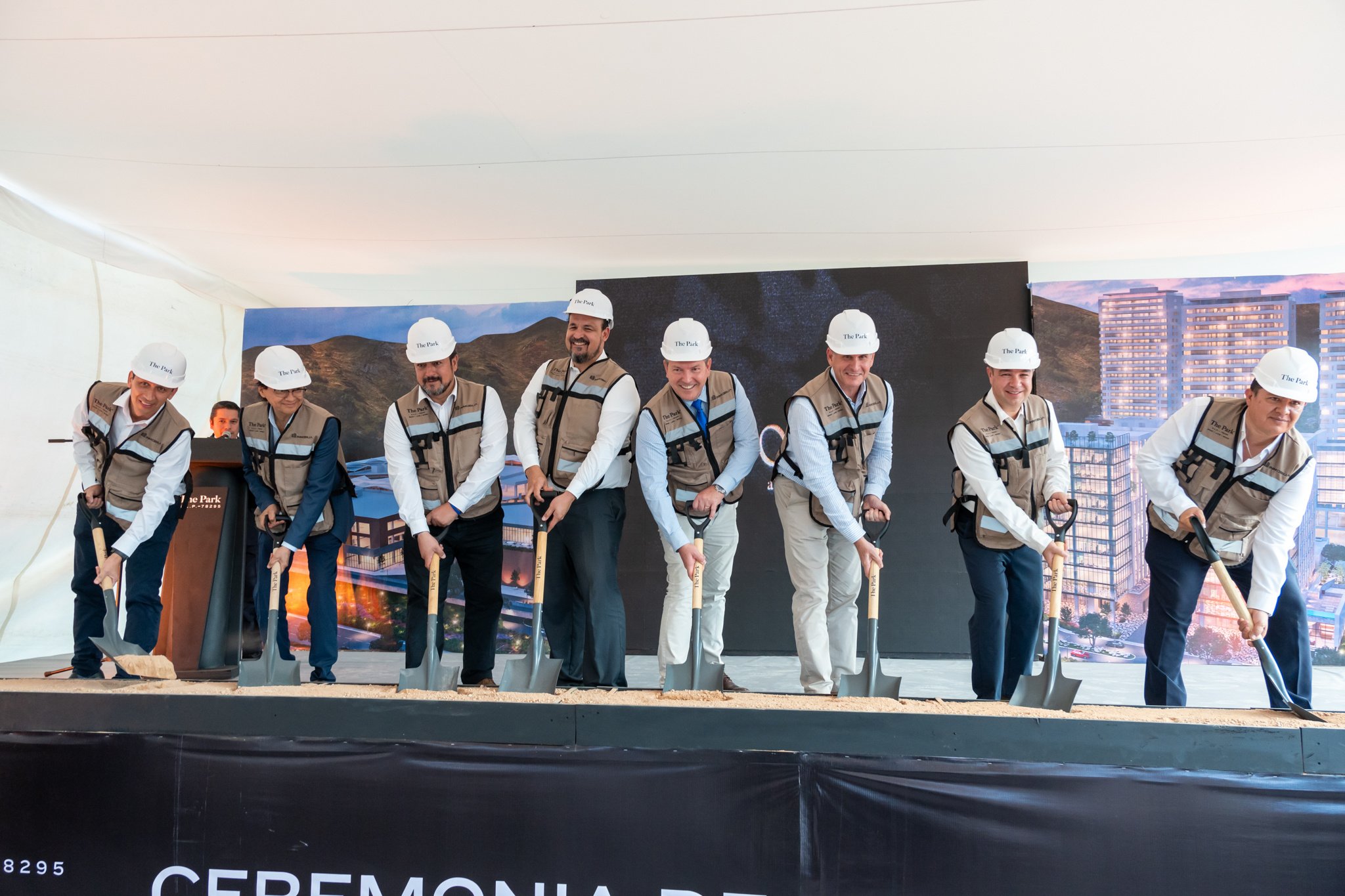 primera-piedra-the-park-livewell-evento-10