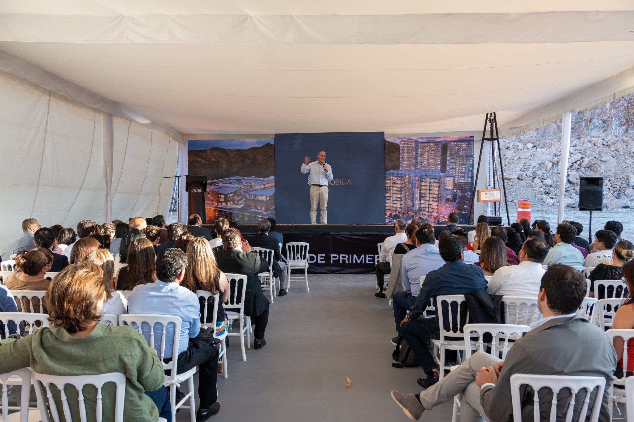 primera-piedra-the-park-livewell-evento-7