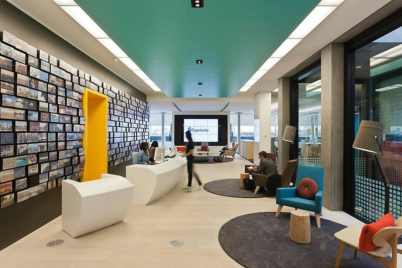 expedia-london-office-lobby-with-employee-travel-photos-decorating-the.jpg