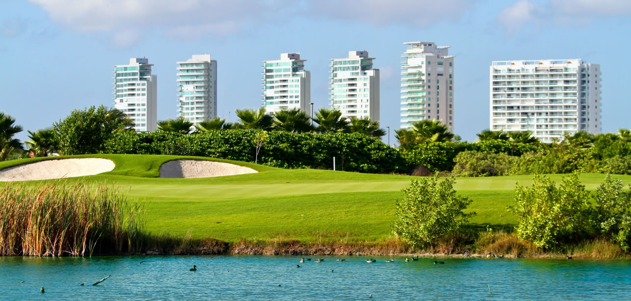 puerto cancun campo de golf