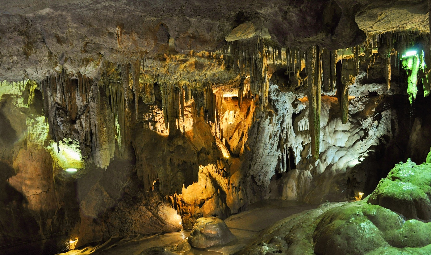 caves-france-grottes-de-ba-tharram-2633